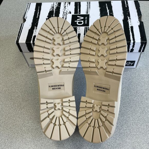 NEW Dv Dolce Vita Lug Loafer Women's Size 7.5 Dune Beige Slip-On - Picture 9 of 9